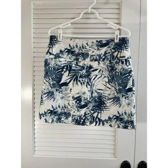 S.C. & Co Skorts Blue White with Pockets Tropical Theme Tummy Control Large - Picture 1 of 6